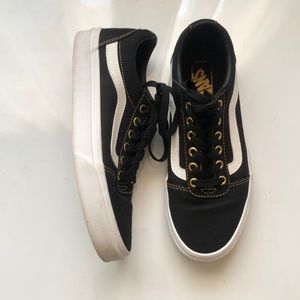 Vans sneakers black color
